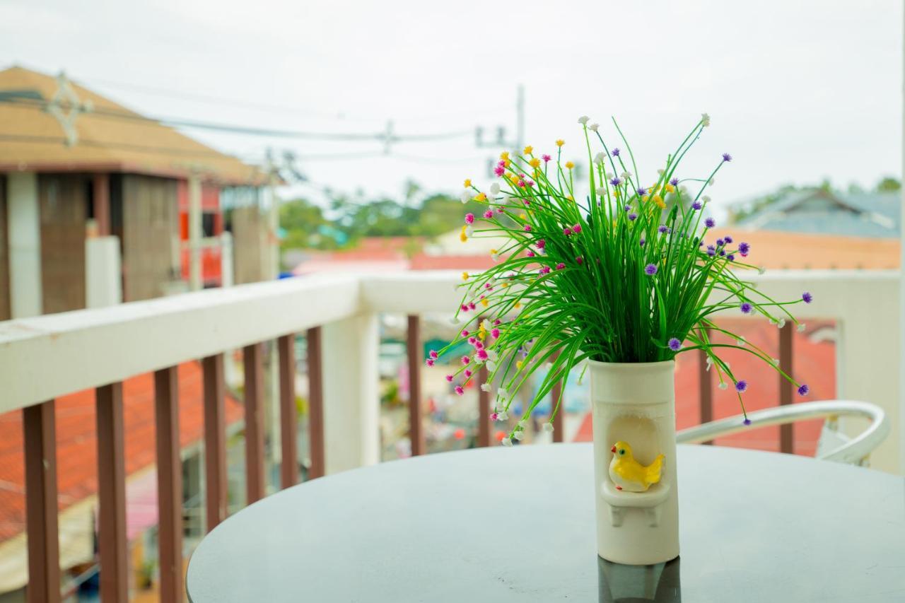 C.Samui Guesthouse Ламай Бийч Екстериор снимка